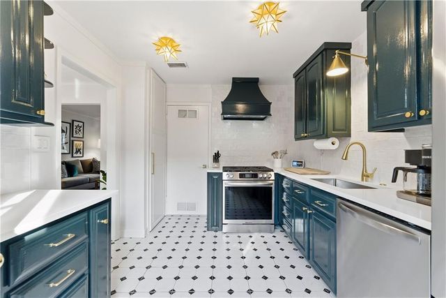 3 N Boundary Pl NW, Atlanta, GA 30318