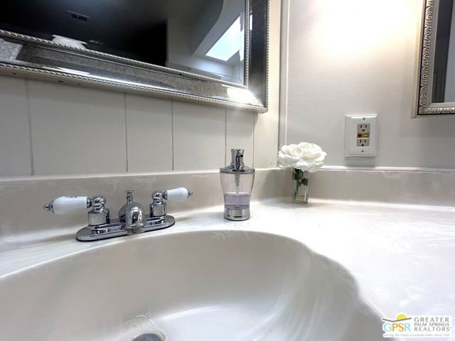 74584 E Nevada Circle, Palm Desert, CA 92260