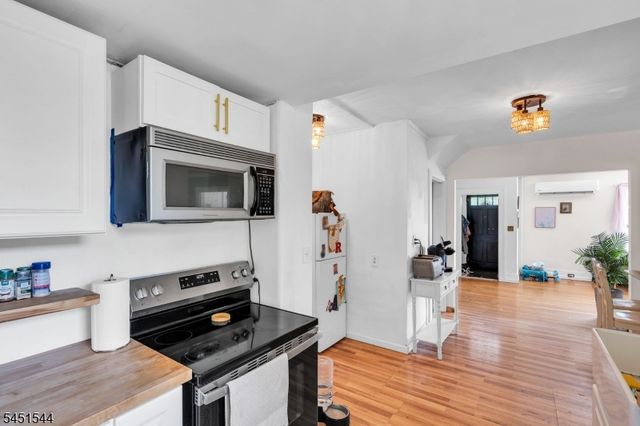 37 Fairview Ave, High Bridge Boro, NJ 08829