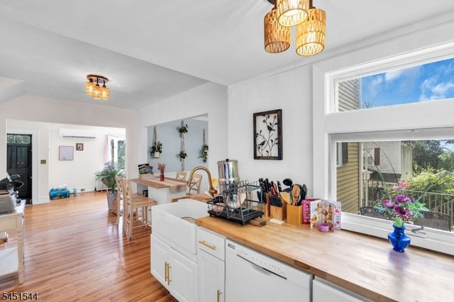 37 Fairview Ave, High Bridge Boro, NJ 08829