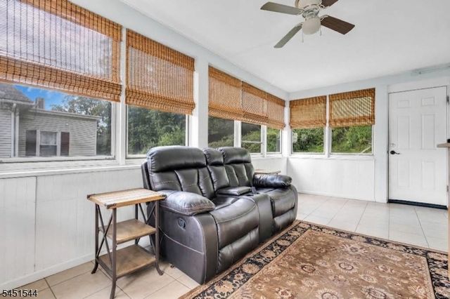 37 Fairview Ave, High Bridge Boro, NJ 08829