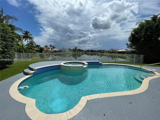 12738 Maypan Dr, Boca Raton, FL 33428