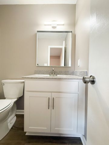 206 Bob White Dr, Clarksville, TN 37042