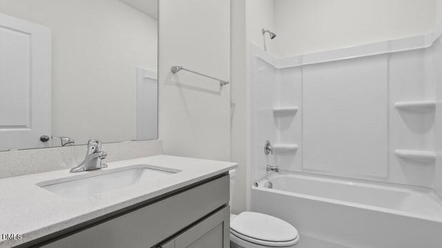 910 Comice Pear Way, Willow Spring, NC 27592