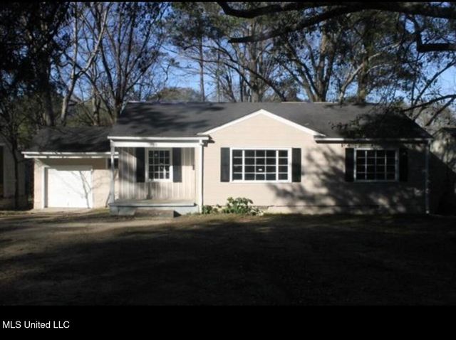 764 Launcelot Road, Jackson, MS 39206
