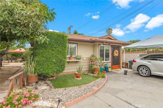 815 S Lark Ellen, West Covina, CA 91791