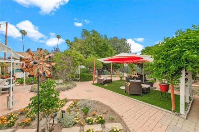 815 S Lark Ellen, West Covina, CA 91791