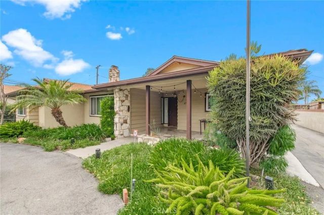 815 S Lark Ellen, West Covina, CA 91791