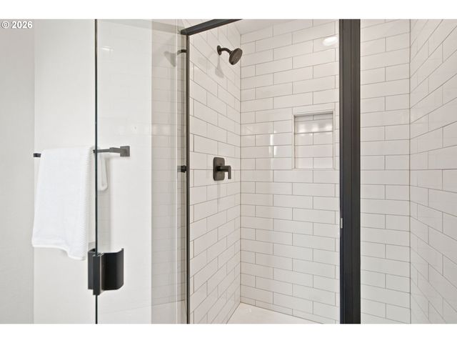 3395 Se 43rd Ave A, Portland, OR 97202
