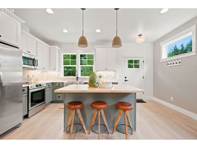 3395 Se 43rd Ave A, Portland, OR 97202