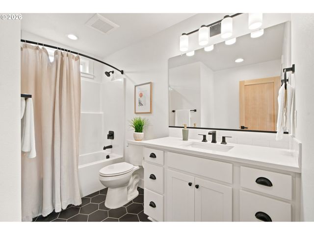3395 Se 43rd Ave A, Portland, OR 97202