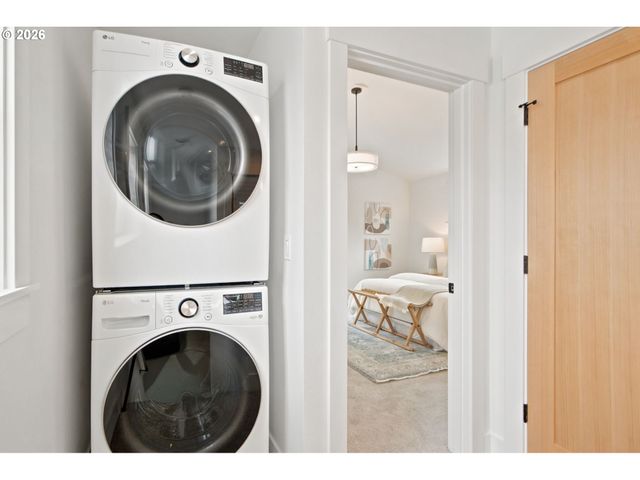 3395 Se 43rd Ave A, Portland, OR 97202