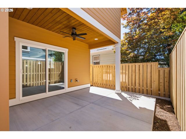 3395 Se 43rd Ave A, Portland, OR 97202