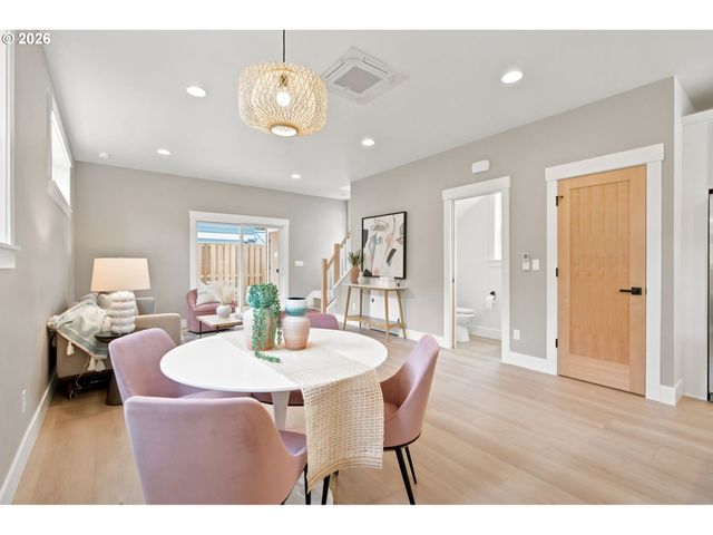 3395 Se 43rd Ave A, Portland, OR 97202