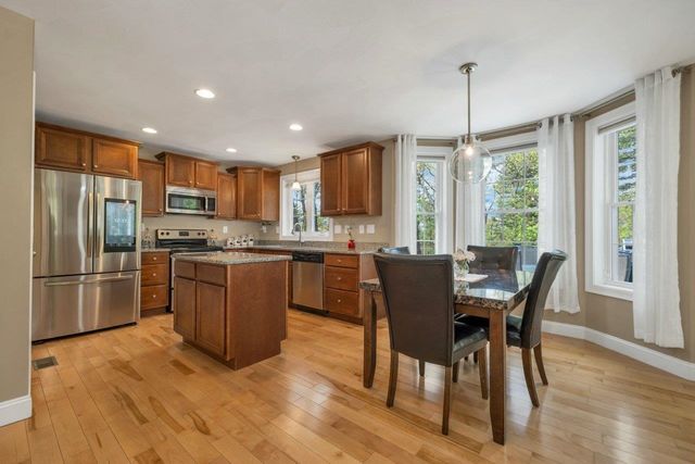 72 Circuit Street, Manchester, NH 03103
