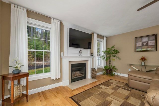 72 Circuit Street, Manchester, NH 03103