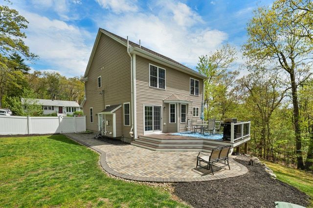 72 Circuit Street, Manchester, NH 03103