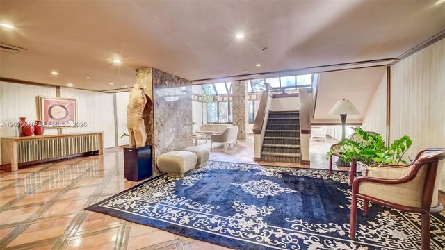 520 Brickell Key Dr A914, Miami, FL 33131