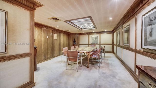 520 Brickell Key Dr A914, Miami, FL 33131