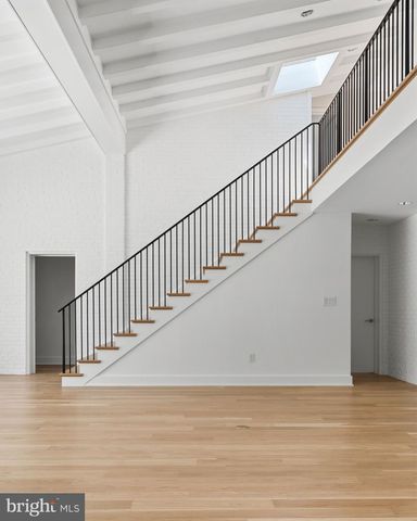 2920 ALBEMARLE ST NW, Washington, DC 20008