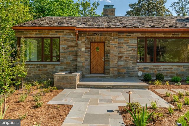 2920 ALBEMARLE ST NW, Washington, DC 20008