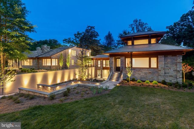 2920 ALBEMARLE ST NW, Washington, DC 20008