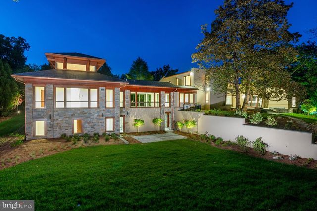 2920 ALBEMARLE ST NW, Washington, DC 20008