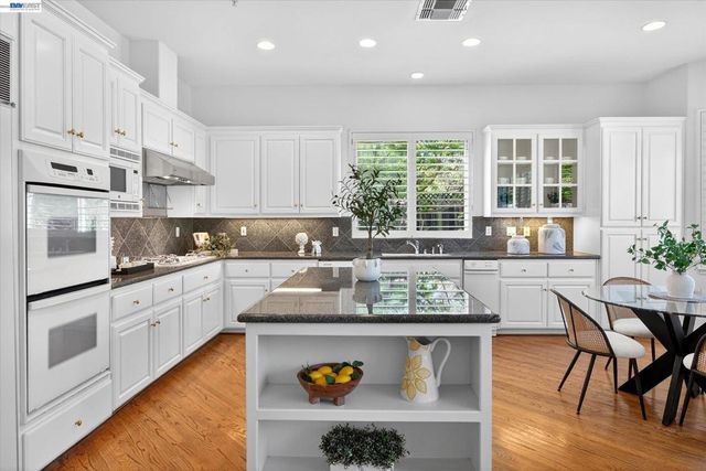 2270 Doccia Ct, Pleasanton, CA 94566