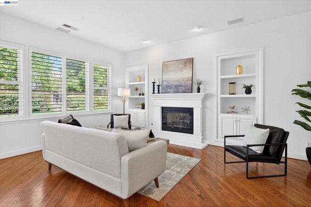 2270 Doccia Ct, Pleasanton, CA 94566