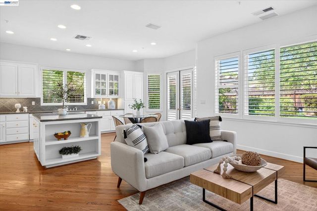 2270 Doccia Ct, Pleasanton, CA 94566