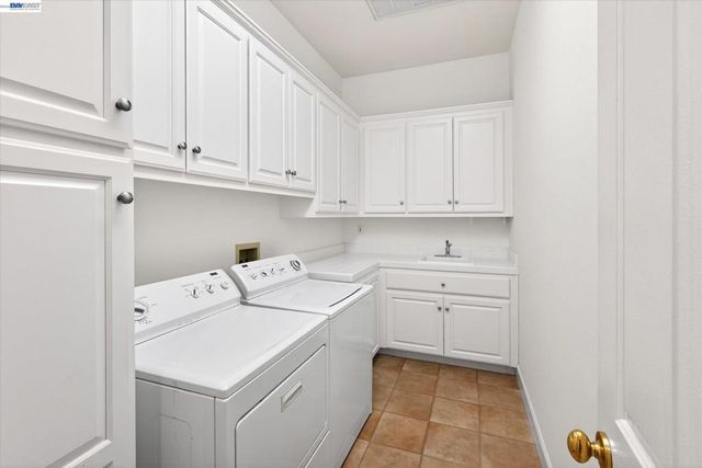 2270 Doccia Ct, Pleasanton, CA 94566