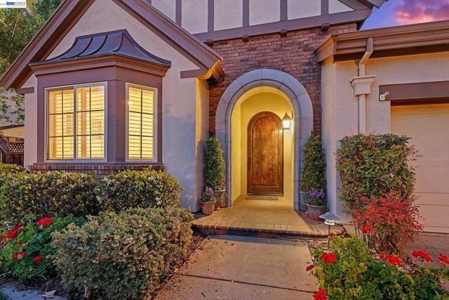 2270 Doccia Ct, Pleasanton, CA 94566