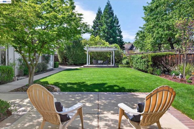 2270 Doccia Ct, Pleasanton, CA 94566