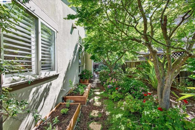 2270 Doccia Ct, Pleasanton, CA 94566