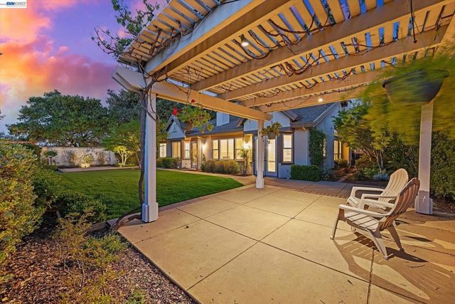 2270 Doccia Ct, Pleasanton, CA 94566