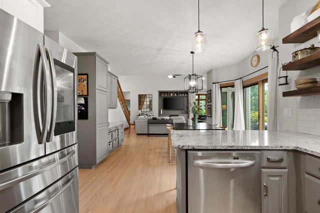45 BELLEVUE PLACE, Appleton, WI 54913