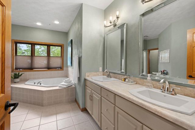 45 BELLEVUE PLACE, Appleton, WI 54913