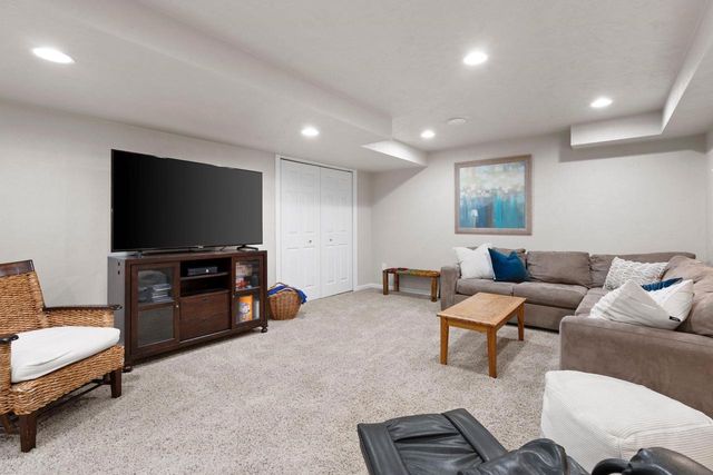 45 BELLEVUE PLACE, Appleton, WI 54913