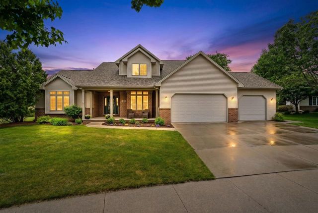 45 BELLEVUE PLACE, Appleton, WI 54913