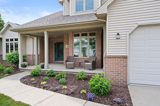 45 BELLEVUE PLACE, Appleton, WI 54913
