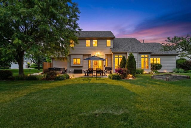 45 BELLEVUE PLACE, Appleton, WI 54913