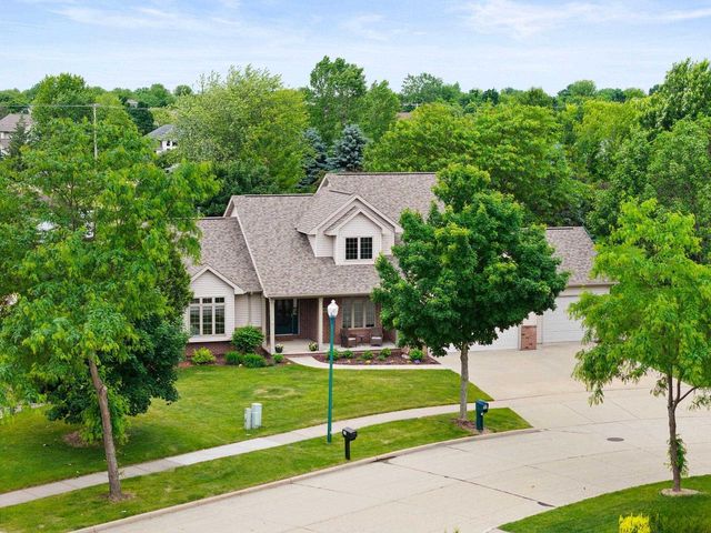 45 BELLEVUE PLACE, Appleton, WI 54913