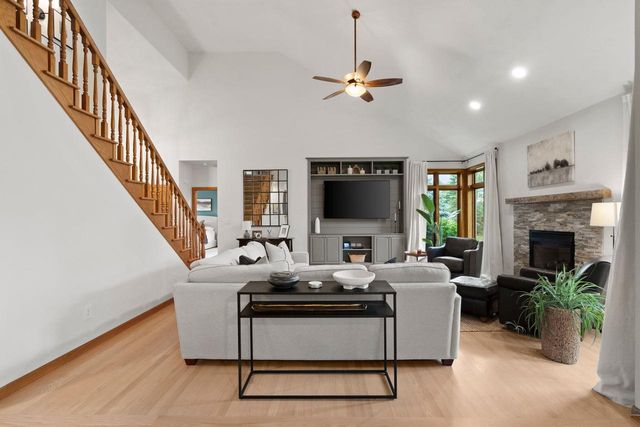 45 BELLEVUE PLACE, Appleton, WI 54913