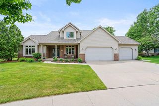 45 BELLEVUE PLACE, Appleton, WI 54913