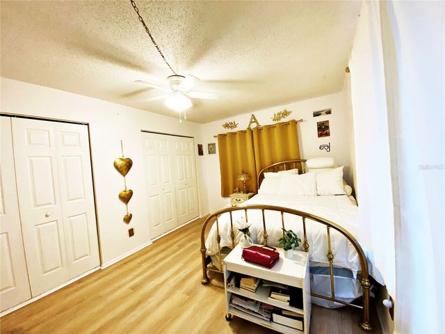 617 N KEENE ROAD Q9, Clearwater, FL 33755