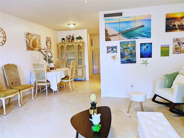 617 N KEENE ROAD Q9, Clearwater, FL 33755