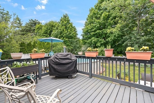 5 Elizabeth Road, Stoneham, MA 02180