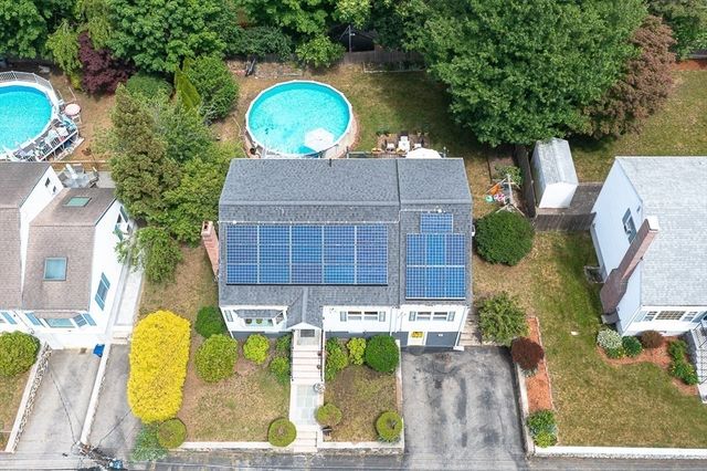 5 Elizabeth Road, Stoneham, MA 02180