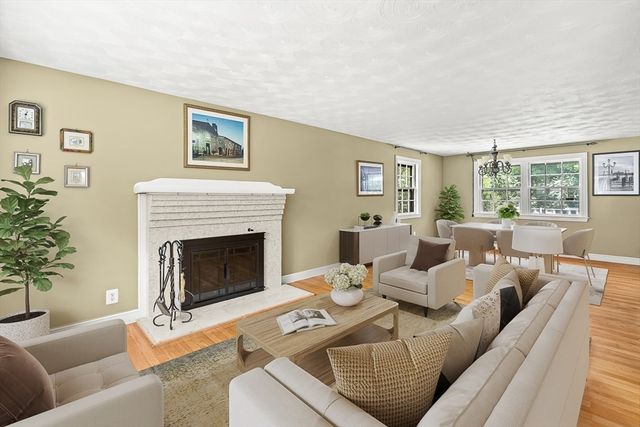 5 Elizabeth Road, Stoneham, MA 02180