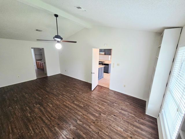 3218 Glade Springs Drive, Houston, TX 77339